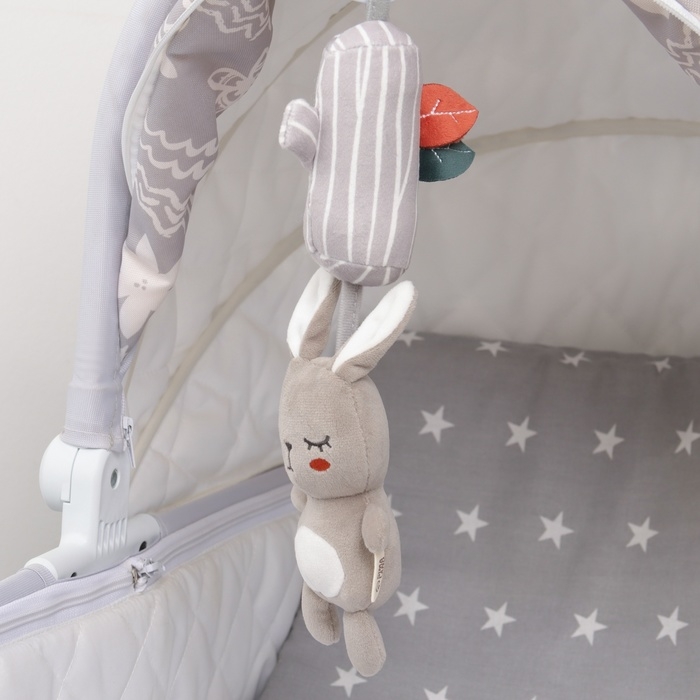 Подвеска - погремушка «Зайка Бонни», с пищалкой, на кроватку, коляску, Крошка Я Подвеска - погремушка «Зайка Бонни», с пищалкой, на кроватку, коляску, Крошка Я