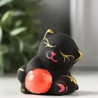 Фигура керамика &laquo;Котик с мячом&raquo;, 5.5 см, чёрный, МИКС
