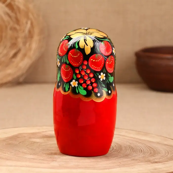 Матрёшка «Ягодка», черный платок, 7-кукольная, 22 см Матрёшка «Ягодка», черный платок, 7-кукольная, 22 см