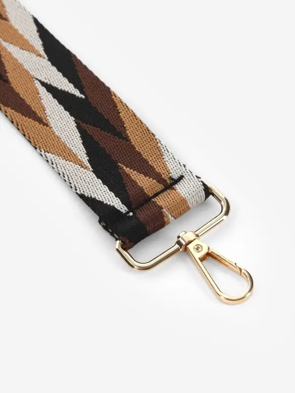 Ручка для сумки &laquo;Орнамент косичка&raquo;, стропа, с карабинами, 139&plusmn;3&times;3.8 см, бежевая, белая, чёрная