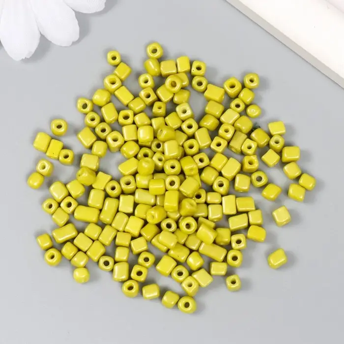 Бисер кубический стекло 4х4 мм  Бисер кубический стекло 4х4 мм "Яркость. Горчица" набор 20 гр