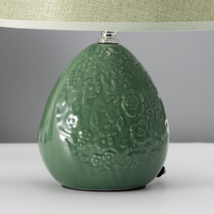 Настольная лампа с абажуром RISALUX «Инесса», Е14, 40 Вт, зелёный, 22.5×22.5×33.5 см Настольная лампа с абажуром RISALUX «Инесса», Е14, 40 Вт, зелёный, 22.5×22.5×33.5 см