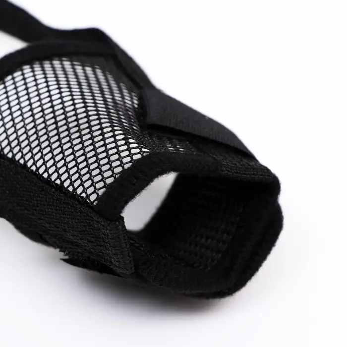 Намордник сетчатый, размер S, с двойной фиксацией, чёрный