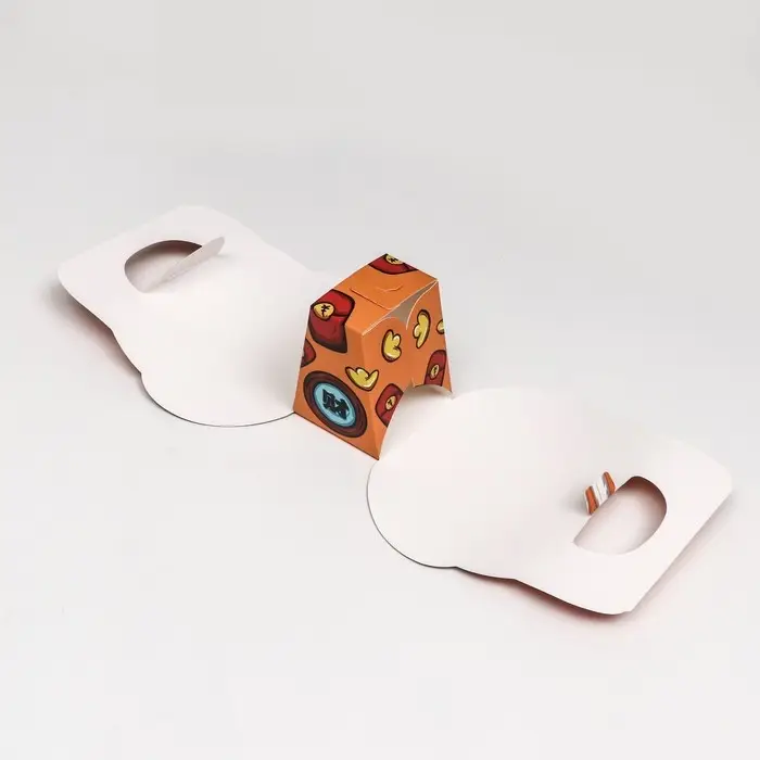 Коробка складная «Кошечка», 19,5 х 19,5 х 7 см Коробка складная «Кошечка», 19,5 х 19,5 х 7 см