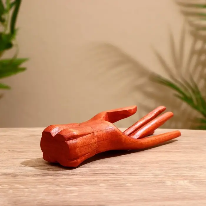 Подставка под кольца дерево Подставка под кольца дерево "Кисть" 6х6х20 см