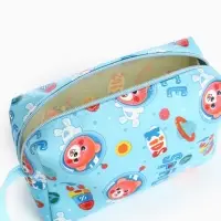 Косметичка - футляр женская с ручкой, объёмная, маленькая, для прокладок, косметики, лекарств, голубая