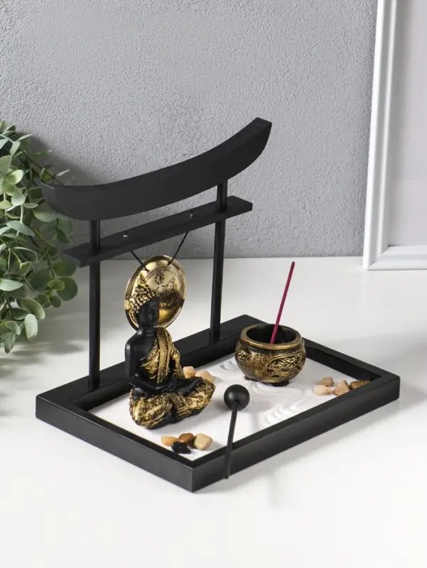 Сад Дзен "Будда у гонга" песок+камни+аромапалочки+свеча 16х22х19 см