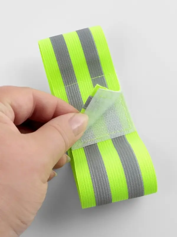 Повязка нарукавная светоотражающая, эластичная, на липучке, 35&times;4.8 см
