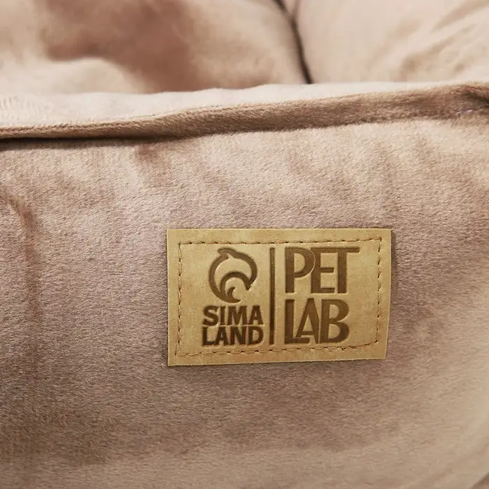 Лежанка для кошек и собак велюровая Pet Lab, 45 х 40 х 15 см, бежевая Лежанка для кошек и собак велюровая Pet Lab, 45 х 40 х 15 см, бежевая