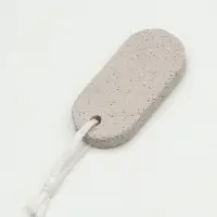 Пемза для педикюра, с подвесом, 9&times;4.5 см, в коробке, белая
