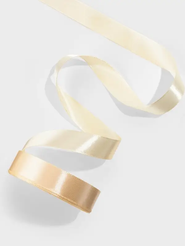 Лента атласная, 20 мм, 23±1 м, светло-бежевая №02