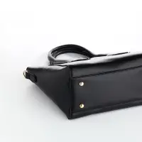 Сумка женская мессенджер на магните, 35&times;15&times;23 см, чёрная