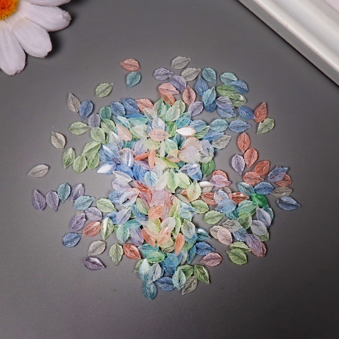 Декор для творчества акрил Декор для творчества акрил "Листик" светится в темноте, меняет цвет набор 250 шт 0,8х0,5 см 107140