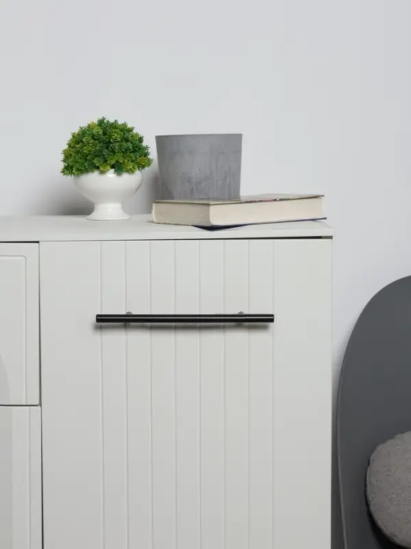 Ручка рейлинг ТУНДРА, облегчённая, d=12 мм, м/о 160/250 мм, внеш. ножка, цвет черный