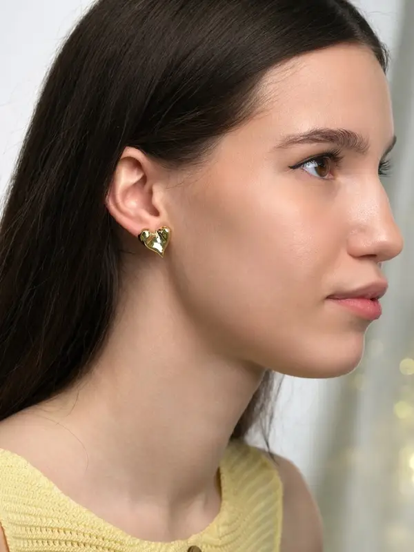 Серьги пластик &laquo;Сердца&raquo;, течение, цвет золото