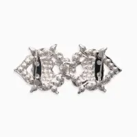 Зажим для кардигана "Ажур", кокошник, цвет белый в серебре Зажим для кардигана "Ажур", кокошник, цвет белый в серебре