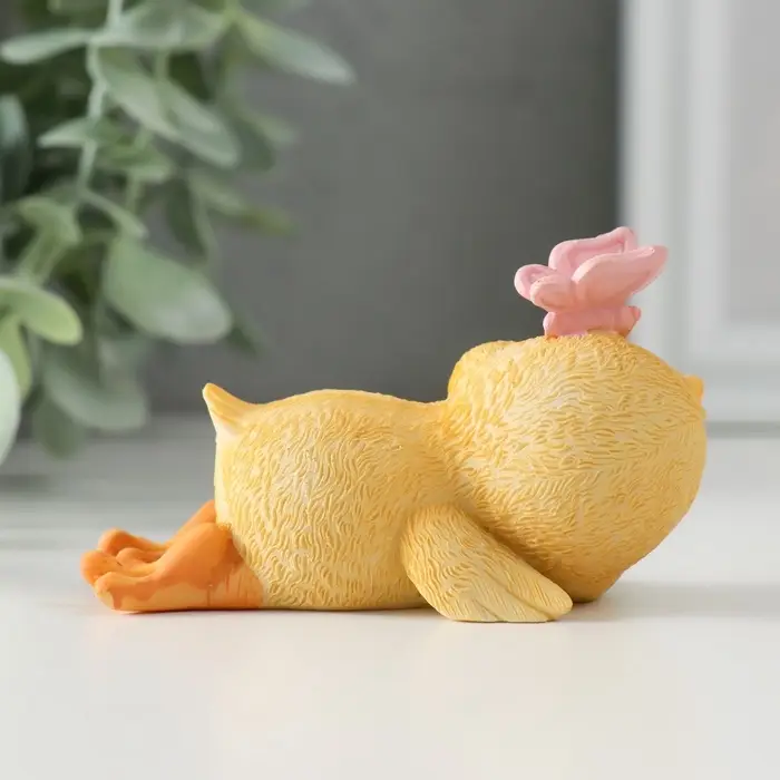 Фигурка полистоун &laquo;Спящий утёнок с бабочкой&raquo;, 8.5&times;4&times;5 см