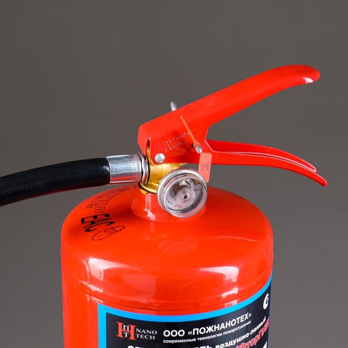 Огнетушитель воздушно-пенный ОВП-4 Огнетушитель воздушно-пенный ОВП-4