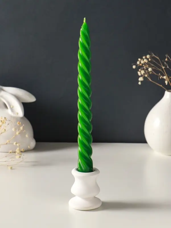 Набор свечей витых, 2.3&times;24.5 см, 5 ч, 50 г, 2 шт., т. зелёный, в подарочной коробке