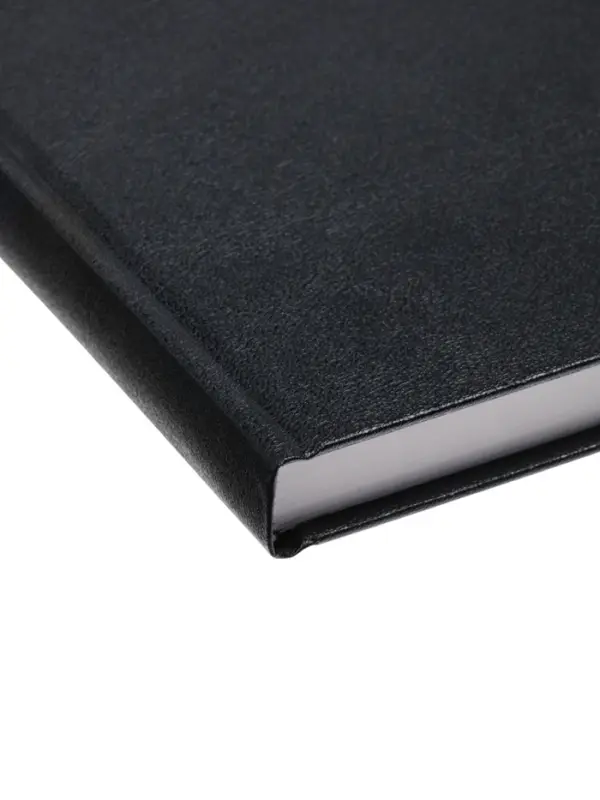 Ежедневник датир 2026г А5 168л б/вин, Черный Ежедневник датир 2026г А5 168л б/вин, Черный