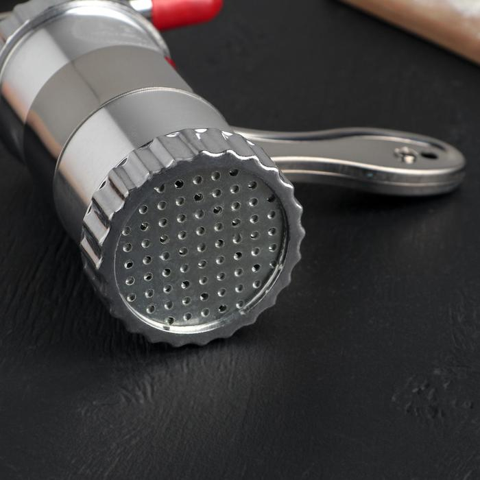 Лапшерезка, 3 насадки, 18×18× 6 см Лапшерезка, 3 насадки, 18×18× 6 см