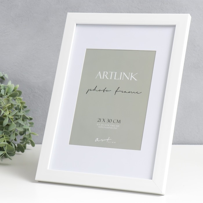 Фоторамка пластик Фоторамка пластик "Gloria" 21х30 см, с паспарту, белый
