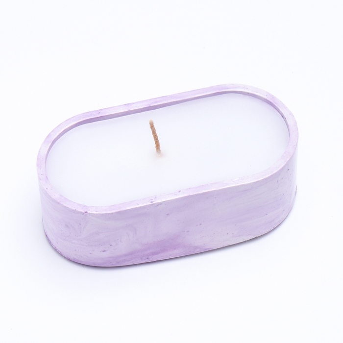 Свеча в овальном подсвечнике из гипса,9,5х4,7х3см,мрамор с фиолетовыми полосками Свеча в овальном подсвечнике из гипса,9,5х4,7х3см,мрамор с фиолетовыми полосками