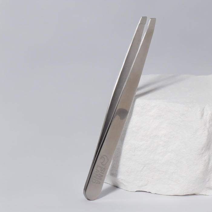 Пинцет «Premium» скошенный, широкий, 9,6 см, на блистере, цвет серебристый Пинцет «Premium» скошенный, широкий, 9,6 см, на блистере, цвет серебристый