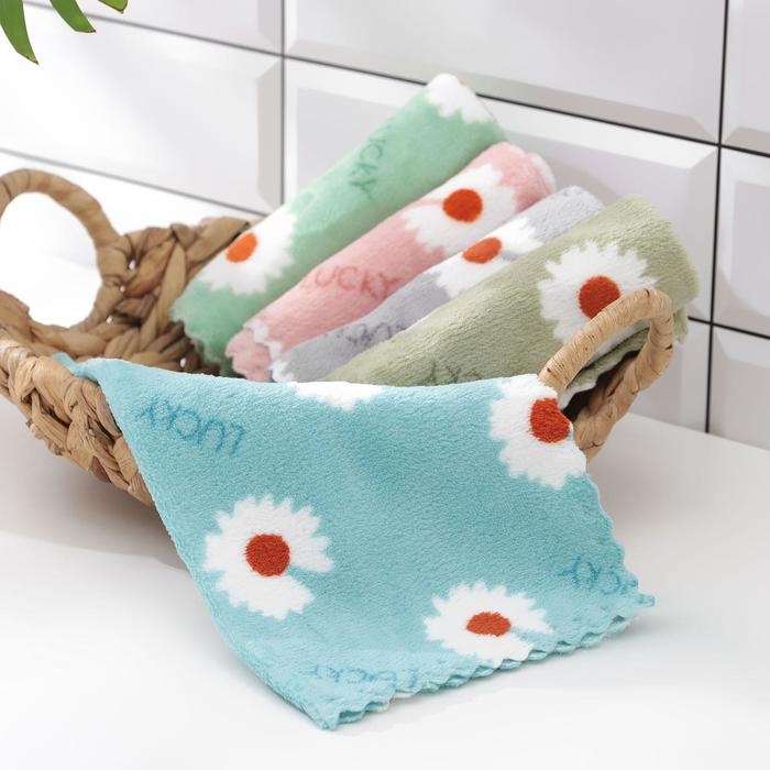 Салфетка для уборки Доляна «Ромашки», микрофибра махровая, 30×30 см, цвет МИКС Салфетка для уборки Доляна «Ромашки», микрофибра махровая, 30×30 см, цвет МИКС