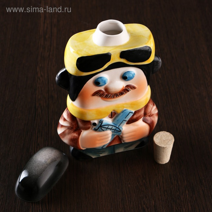 Штоф фарфоровый «Пилот», 0.5 л, в упаковке книге Штоф фарфоровый «Пилот», 0.5 л, в упаковке книге