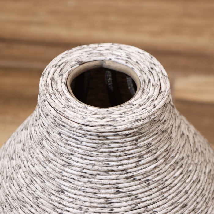 Ваза плетёная, напольная 25х25х31 см  (+/- 5 см) Ваза плетёная, напольная 25х25х31 см  (+/- 5 см)