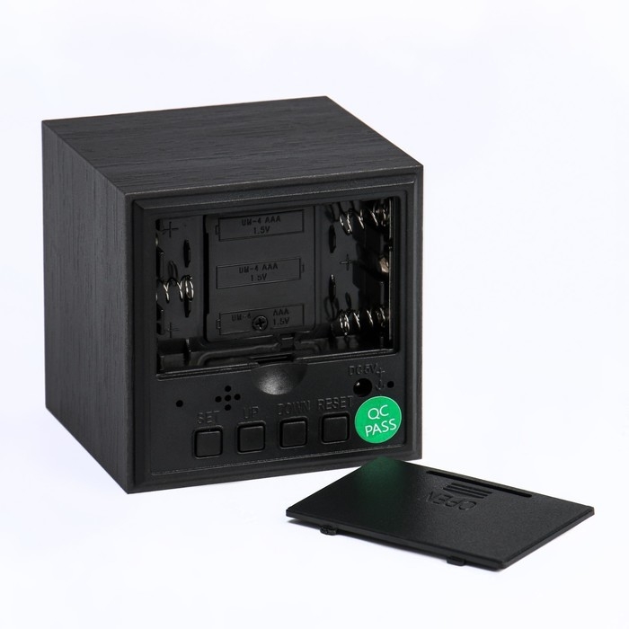 Часы - будильник электронные Часы - будильник электронные "Цифра" настольные с термометром, деревянные, 6.5 см, ААА, USB