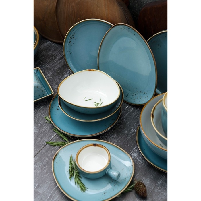 Салатник фарфоровый Magistro «Церера», 1,1 л, 18,5×7,5 см, цвет голубой Салатник фарфоровый Magistro «Церера», 1,1 л, 18,5×7,5 см, цвет голубой