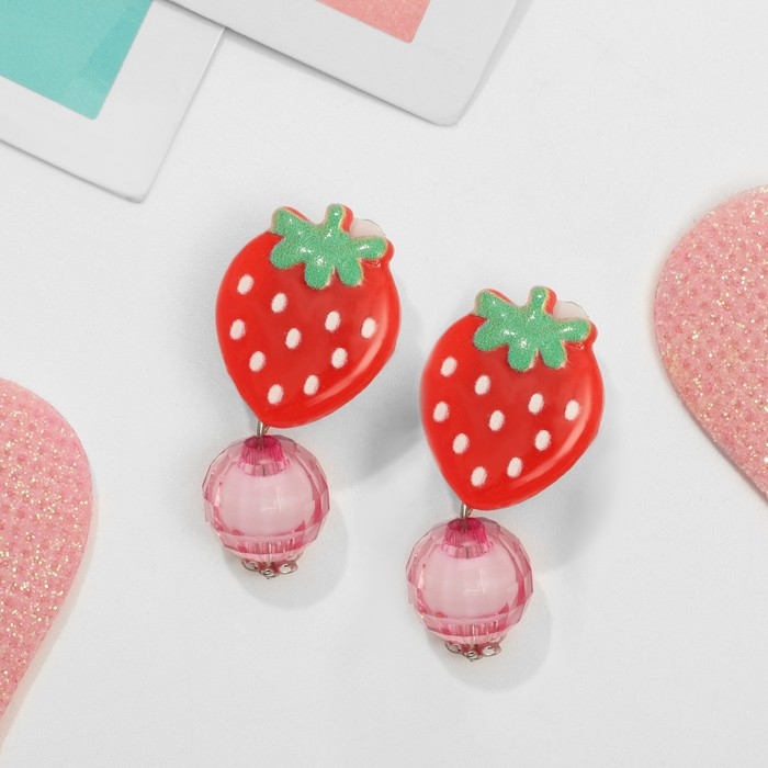 Клипсы детские «Выбражулька» витаминки, клубника с бусиной, цветные Клипсы детские «Выбражулька» витаминки, клубника с бусиной, цветные