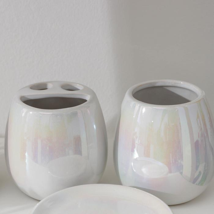 Набор аксессуаров для ванной комнаты Pearl, 4 предмета (мыльница, дозатор для мыла 400 мл, 2 стакана), цвет серый Набор аксессуаров для ванной комнаты Pearl, 4 предмета (мыльница, дозатор для мыла 400 мл, 2 стакана), цвет серый