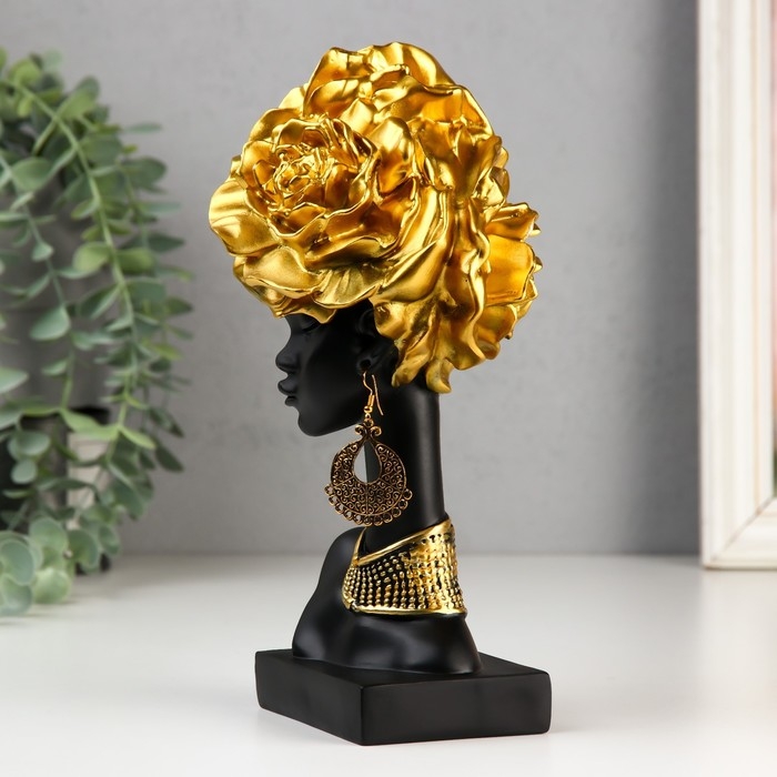 Сувенир полистоун Сувенир полистоун "Африканка с золотыми розами в волосах, с ожерельем" чёрный 24х10х11 см