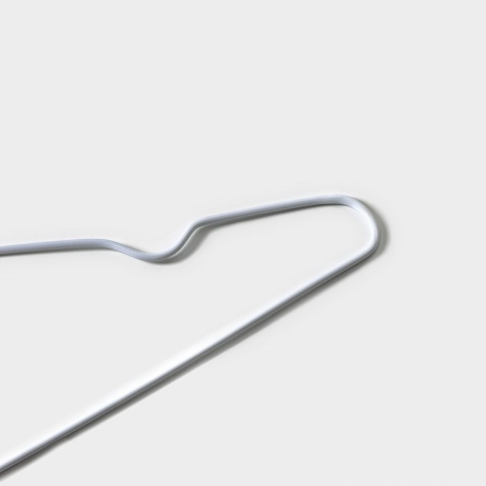 Плечики - вешалки для одежды Доляна, 40×20 см,10 шт, антискользящее покрытие, цвет белый Плечики - вешалки для одежды Доляна, 40×20 см,10 шт, антискользящее покрытие, цвет белый