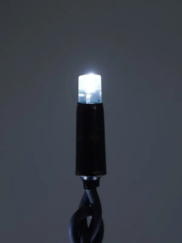 Гирлянда &laquo;Бахрома&raquo; 3&times;0.6 м, IP65, УМС, тёмная нить каучук, 144 LED, свечение белое, мерцание, 220 В
