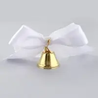 Колокольчик на булавке с бантом на выпускной, белый, d = 2,6 см