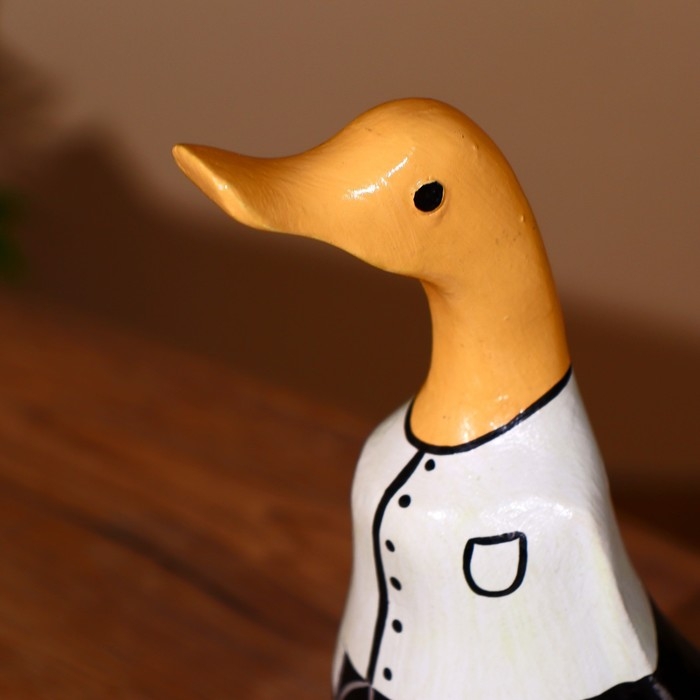 Сувенир Сувенир "Утка в шлёпках" дерево 27 см