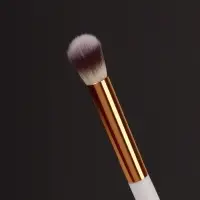 Кисть для макияжа глаз White, 18 (&plusmn; 1) см, белая