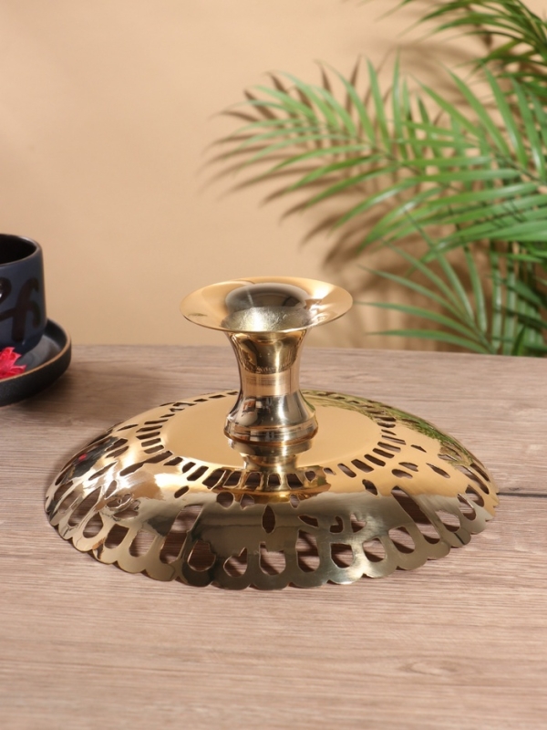 Блюдо сервировочное на ножке Блюдо сервировочное на ножке "Древо жизни" латунь с перламутром 24х24х10 см