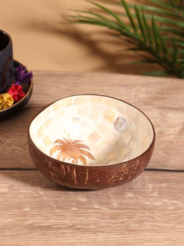 Чаша Чаша "Пальма" 14х14х6 см, кокос