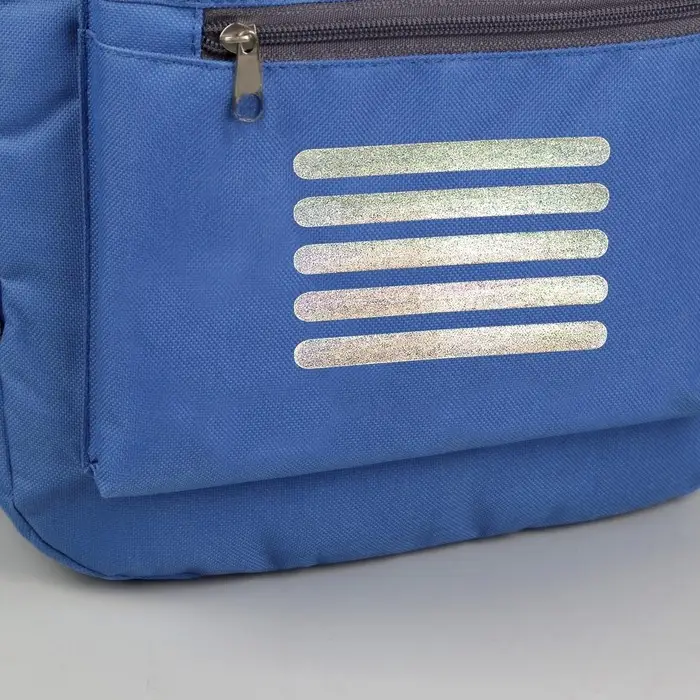 Светоотражающая термонаклейка «Полосы», 10×1 см, 5 шт. на листе, серая Светоотражающая термонаклейка «Полосы», 10×1 см, 5 шт. на листе, серая