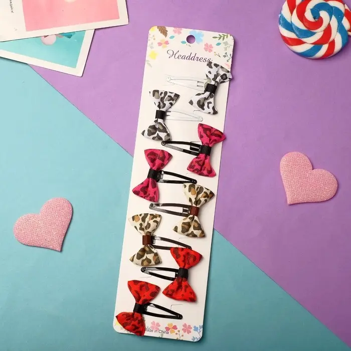 Невидимка для волос  Невидимка для волос "Бантики" (набор 8 шт) 3,5х4 см, пятна