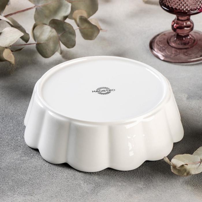 Блюдо фарфоровое для запекания Magistro «Флора», d=18 см, цвет белый Блюдо фарфоровое для запекания Magistro «Флора», d=18 см, цвет белый