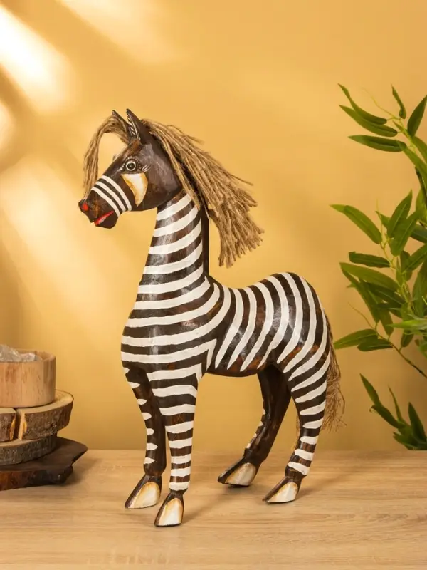 Сувенир  Сувенир "Зебра" дерево 30х12х45 см, цв. бело-коричневый