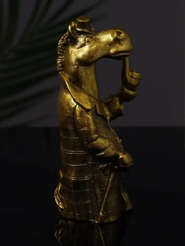 Фигурка гипс &laquo;Конь в пальто&raquo;, 11&times;5 см, цвет золото