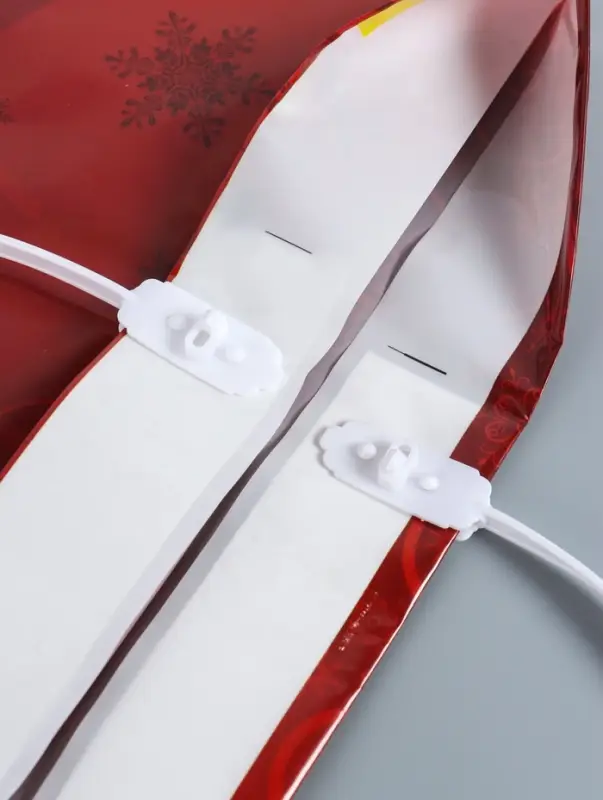 Пакет подарочный новогодний &laquo;Золотые звезды&raquo;, полиэтиленовый с пластиковой ручкой, 37&times;35 см