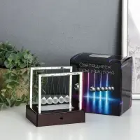 Маятник настольный антистресс &laquo;Шары техно светящиеся&raquo;, 5 диодов, 12&times;12&times;9 см, МИКС